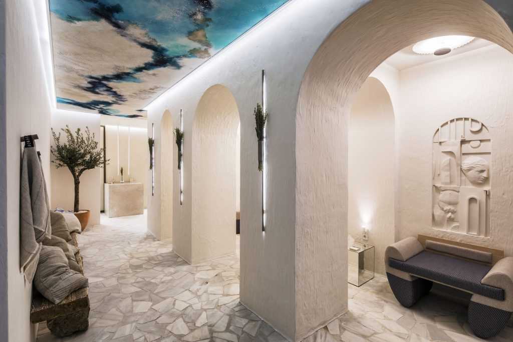 "Mediterranean Vibes', Public bathrooms by Javier-Escobar with Cosentino for Casa Decor 2020