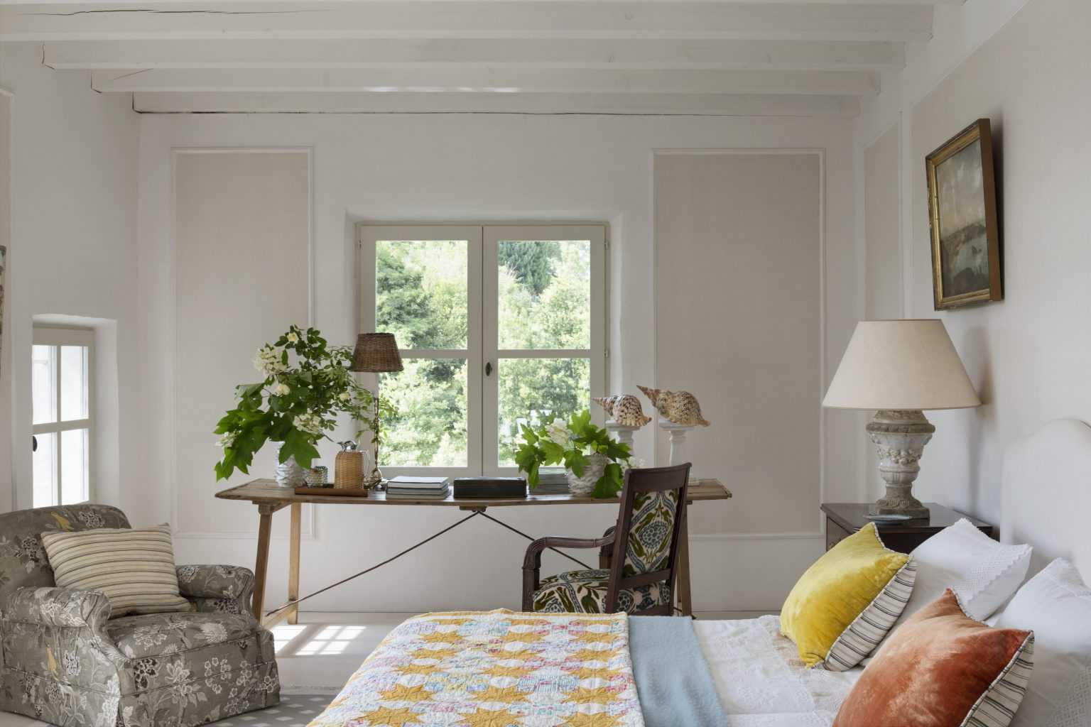 Book Nook: Isabel López-Quesada at Home – Spain for Design