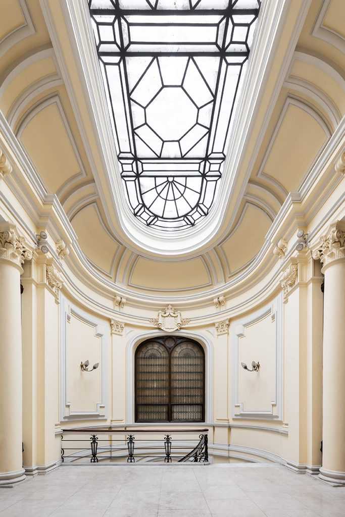 CASA DECOR-INTERIOR-COLUMNS